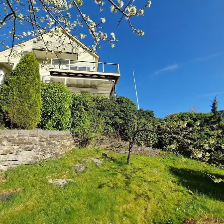 Cozy Flat With View And 15 Min From * Bergen